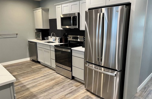 Ishpeming House | GREAT LOCATION! Beautiful newly constructed large one bedroom retreat.