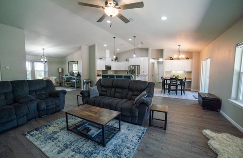 Bend House | Great location between Bend and Redmond