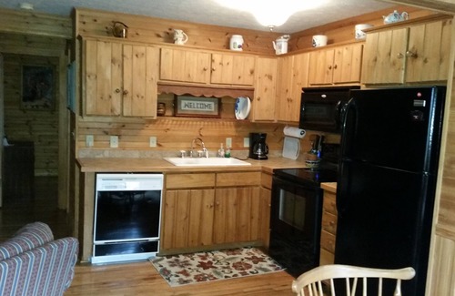 Blowing Rock Cottage | GREAT Location Near Blowing Rock on 1 acre pond. 4 wheel drive needed in winter