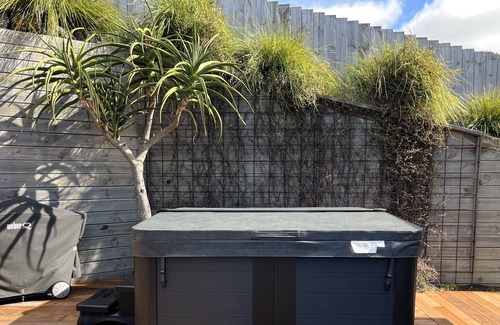 Mangawhai Heads House | Great location near harbour