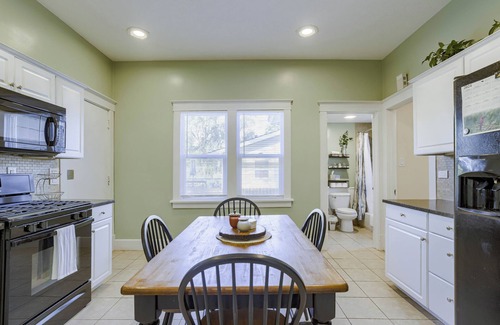 Benson House | Great location quiet private house in Benson