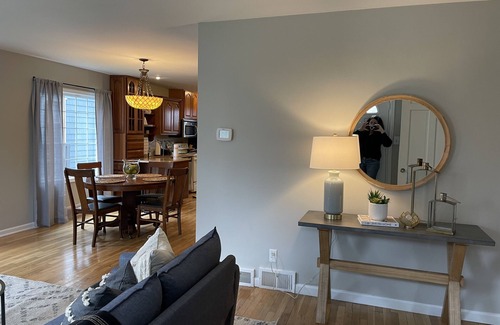 Lansing House | Great location to MSU! Charming 3 bedroom, 2.5 bathroom house.