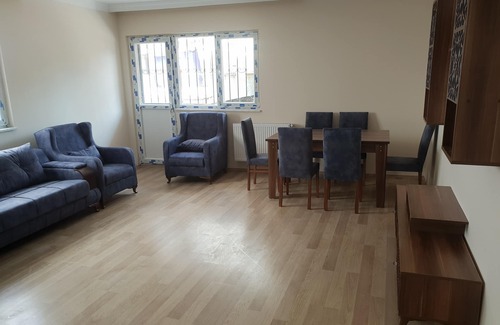 Bahcelievler Apartment | Great location to stay