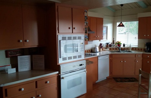 Shalimar House | Great location & value! Large, beautiful home, private pool, tub