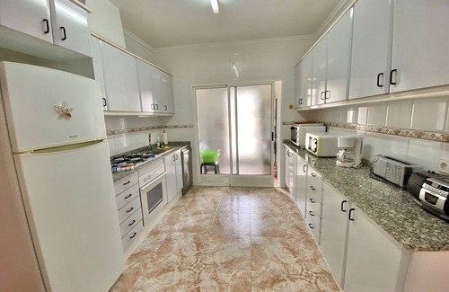 Rojales Villa | Great location ! Villa with Pool in Heart of Quesada, Air con , WIFI