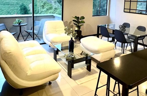 Guayabal Apartment | Great Mountain View Apt in Poblado