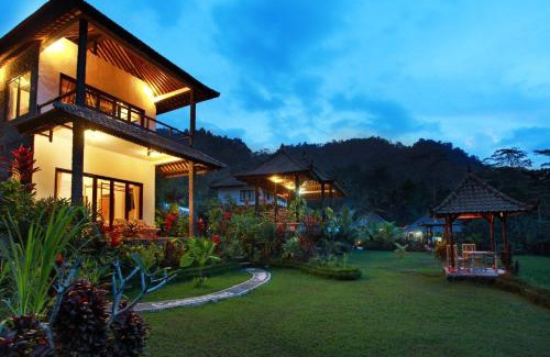 Selat Resort | Great Mountain Views Villa Resort