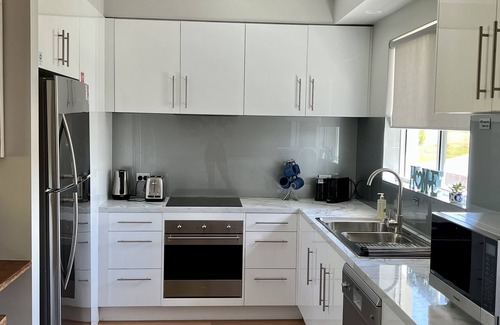 Biggs Flat House | Great, pet friendly location to base your stay in the Adelaide Hills