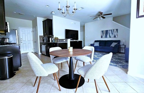 Cedar Park House | GREAT PRICE! Monthly Rental. 3 Bed 2.5 Bath HUGE, Clean, and Beautiful Location