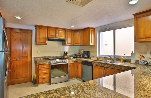 Puerto Aventuras House | Great Private 4 bed 3 full baths, just mins from the beach