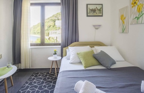 Lepetane Apartment | Great Studio Flat with View near Beach in Tivat