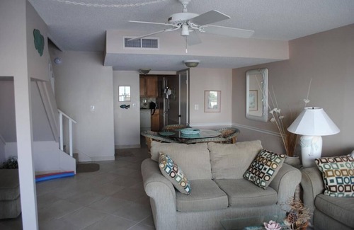 Islamorada House | Great Townhome with Basin & Bay Views