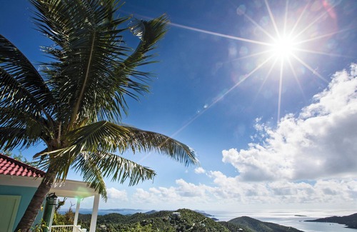 Maho Bay Quarter House | Great Turtle Villa ~ located in Coral Bay with pool & SOLAR