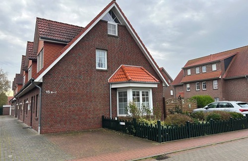 Dornumersiel House | Great vacation home "Inselblick" with terrace