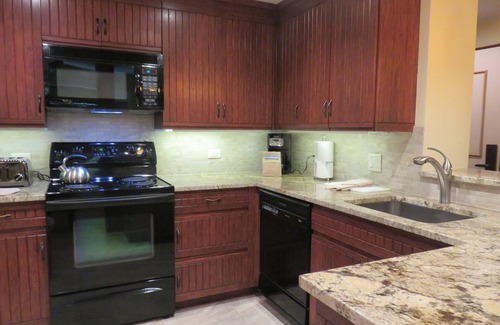 Beaver Creek Condo | Great Value at The Charter 2BR-2BA/3 Beds, Ski-in/Ski-out, Steps from Village.
