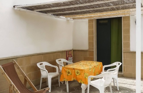 Torre Rinalda Apartment | Great value two-room flat by fine sandy beach near Lecce m722