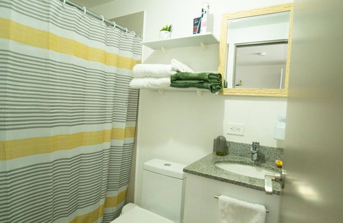 San Pedro Apartment | Great Veiws 17th Floor IFreses! WiFI, A/C, Pool.