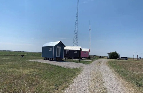 Walker Cabin | Great View Tiny Home - Late Arrivals Welcome