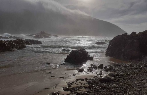 Knysna Cottage | Great Views 120m from beach, No 1 Holiday Destination in South Africa