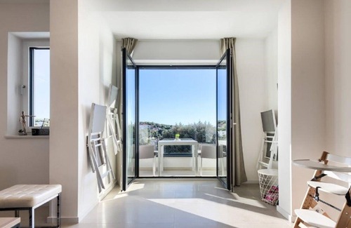 Pjescana Uvala House | Great villa with private pool 50 meters from beach