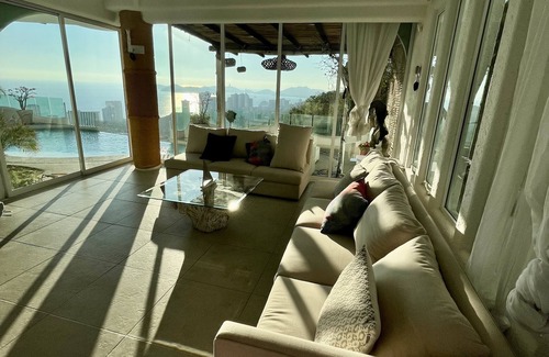 Lomas de Costa Azul Apartment | Greece style villa with stunning views