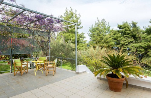 Paliouri Villa | Green Bay Villa with pool by JJ Hospitality-