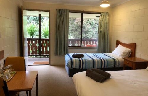 Warburton Hotel | Green Gables Motel in Warburton