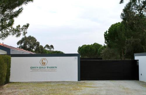 Santo Estevao House | Green Gold Passion
