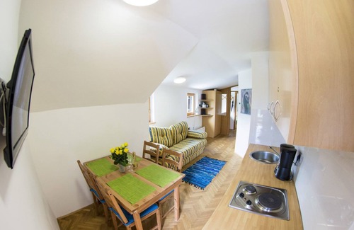 Kranjska Gora Apartment | Green Heaven with a million dollar view