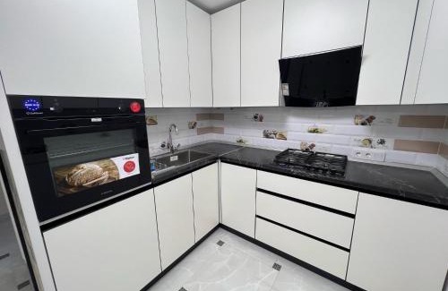 Lviv Apartment | Green House Апартаменти в новобудові по вул Зелена 204