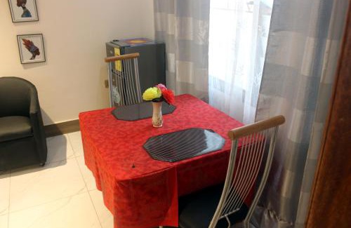 Teshie Apartment | Green House, 1bdr Apt, 7 min from Airport