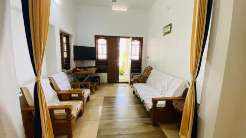 Kadalundi House | Green Island homestay