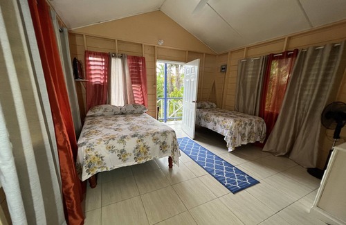 Negril House | Green Leaf Cabins 9C ktchn