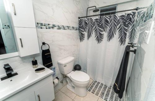 Jaguey Apartment | Green Mountain Studio 2, pool table-7 min to beach