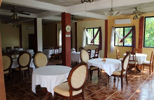 Armenia House | Green Oasis Ranch: A Botanical Escape in Belize