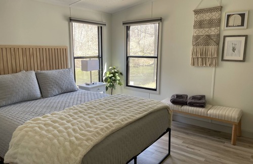 Saluda Cottage | Green River Cottage-Beautiful riverfront home recently remodeled!