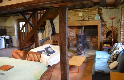 Arrou House | Green setting, ideal for families and friends, Jacuzzi, table soccer, petanque, sauna.