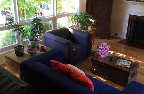 North Kensington House | Green, sunny modern home, convenient to DC