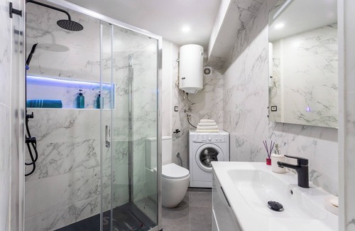 Rincon de Loix Apartment | Green Tree Suite with nice garden and pool balcony views in Benidorm