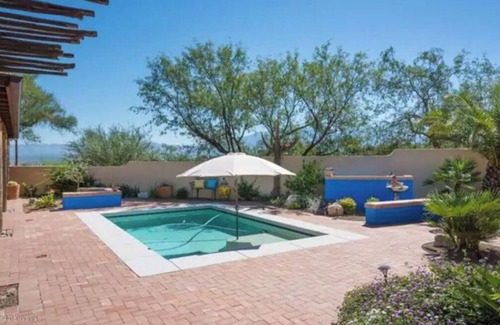 Montana Vista House | Green Valley, Gorgeous Mtn Views, Private pool