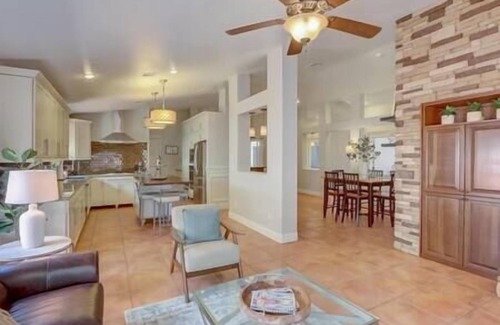 Green Valley House | Green Valley Ranch home w/casita-15 min to strip