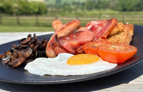 Downham Bed & Breakfast | Greendale Teahouse and Rooms