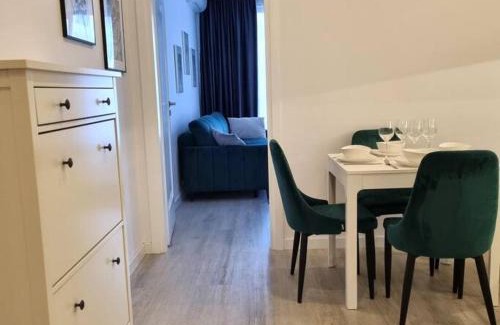 Wola Apartment | Greenery Apartament Wola