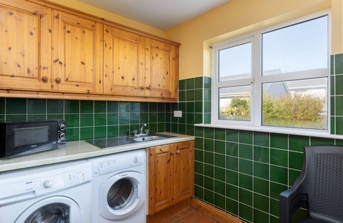 Lahinch House | Greenfield Park 10 (15min walk to Lahinch Beach)