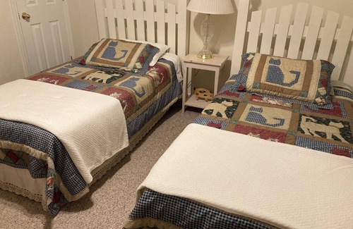 Cool Ridge Other | Greenhaven Farm: 4-bedroom farmhouse in beautiful Cool Ridge, WV