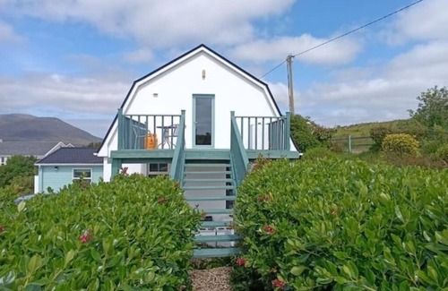 Carrick Cottage | Greenhills Cottage -Overlooking Slieve League