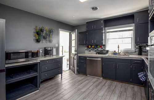 Greensboro House | Greensboro 3bdrm/2ba w/GAME ROOM