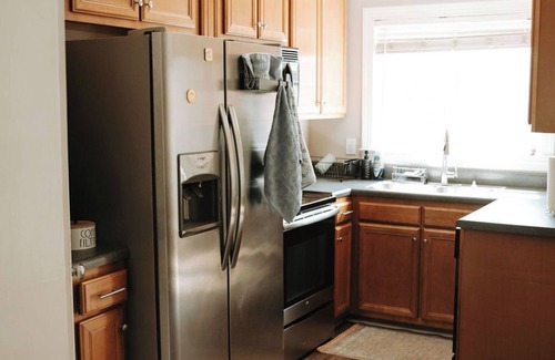Greensboro House | Greensboro Charm - Cozy 3-bedroom Townhome with WiFi, AC in amazing Greensboro