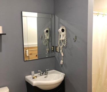 St. Andrews Hotel | Greenside Motel