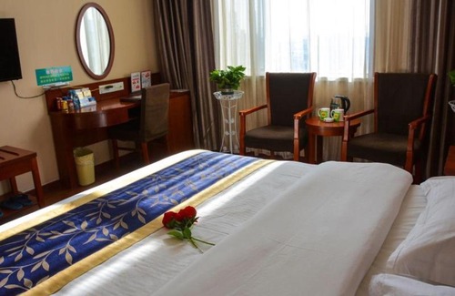 Bozhou Hotel | GreenTree Inn Fuyang Shopping Mall